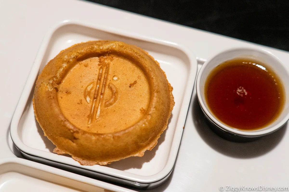 Chandrilan Waffle and Maple Syrup Crown of Corellia Dining Room