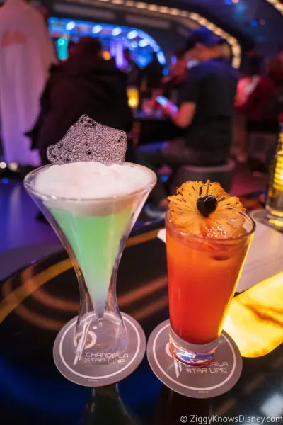 Alcoholic Drinks in Sublight Lounge Star Wars: Galactic Starcruiser