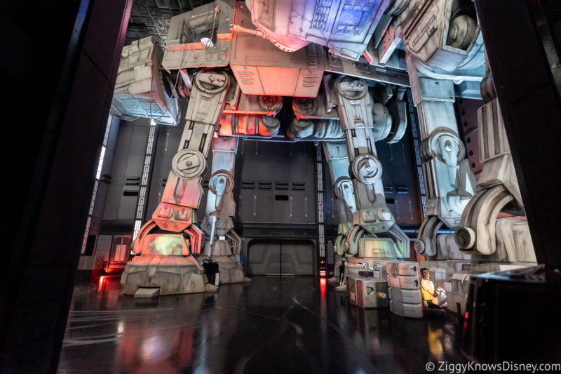 AT-AT scene in Star Wars: Rise of the Resistance