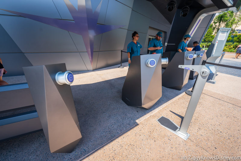 Guardians of the Galaxy: Cosmic Rewind queues