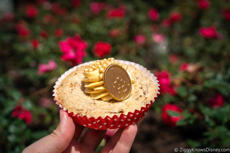 Glimmer and Shimmer Blondie Fairfax Fare Best Hollywood Studios Snacks