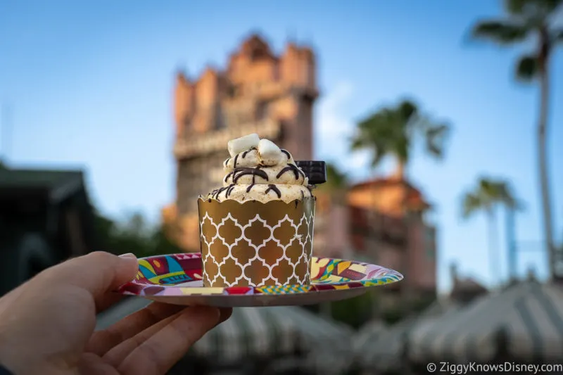 S’mores Cupcake Rosie’s All-American Café Best Hollywood Studios Snacks