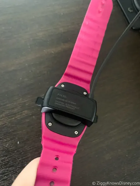 Charging a MagicBand+ with a cable