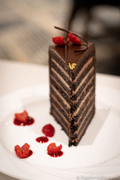 chocolate cake at Steakhouse 71