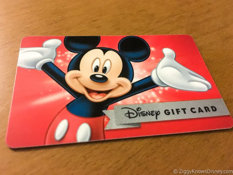 Disney Gift Card with Pin - Holiday 2022 Mickey and Minnie