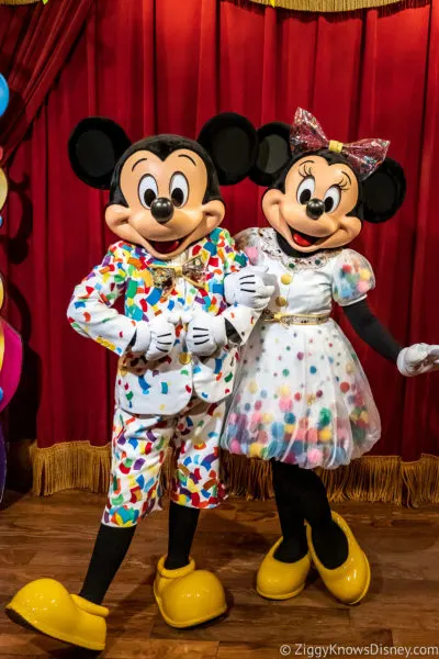 Mickey and Minnie Mouse birthday outfits Magic Kingdom