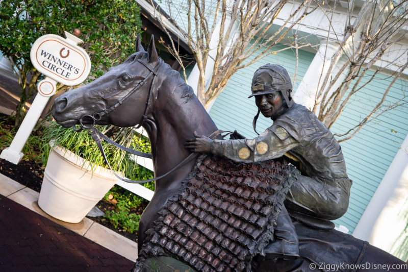 horse riding jockey statue at Saratoga Springs Resort