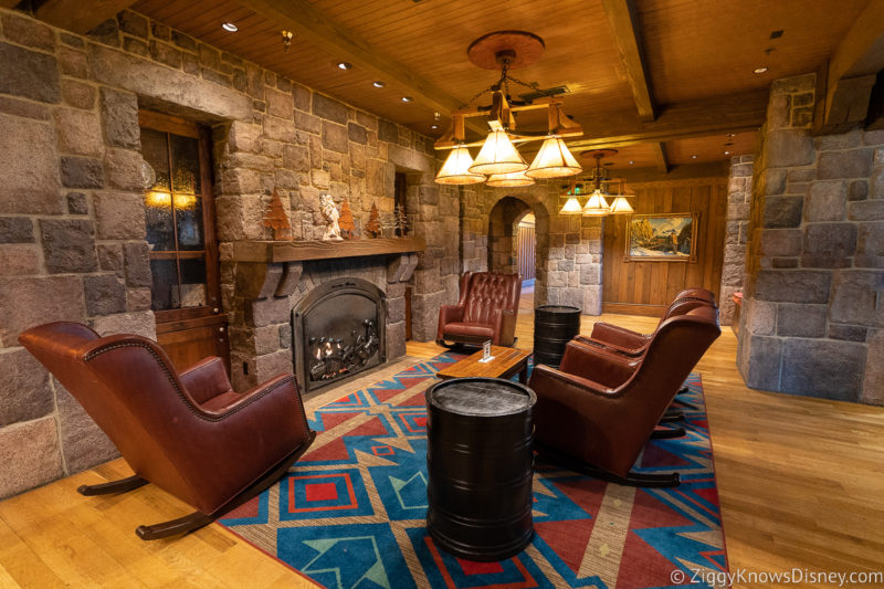 Disney's Fort Wilderness Lodge Boulder Ridge lobby