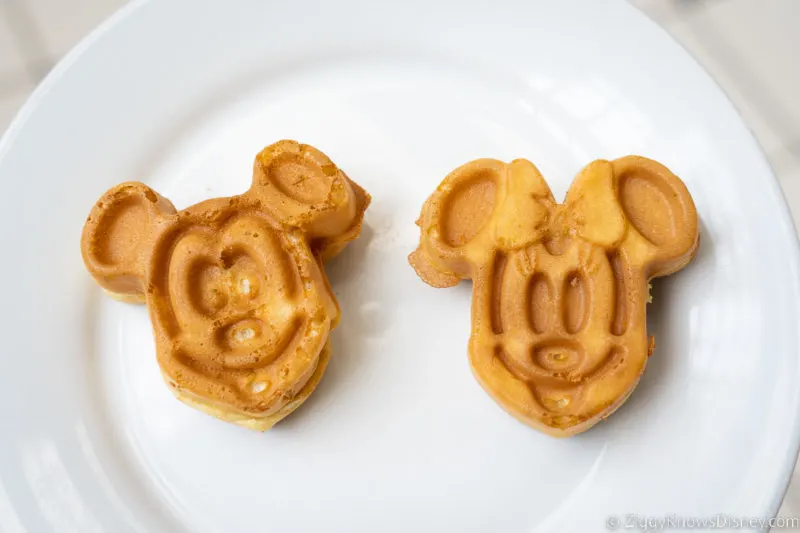 Mickey Waffles Disney Dining Promo Card Offer