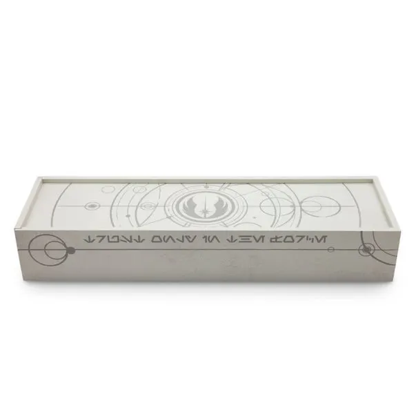 Cal Kestis Legacy Lightsaber box