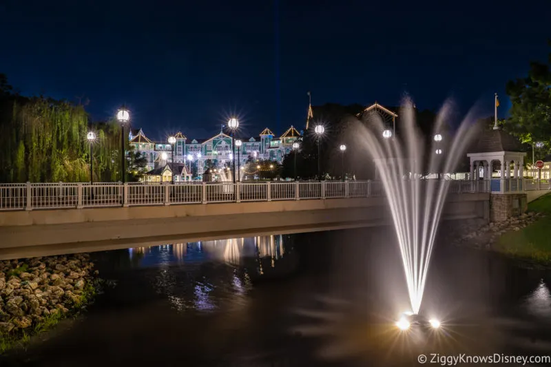 Disney's Beach Club Resort entrance bridge fountain