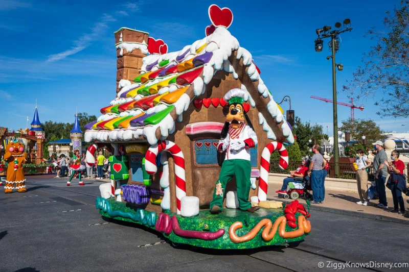 Goofy Parade Magic Kingdom Christmas