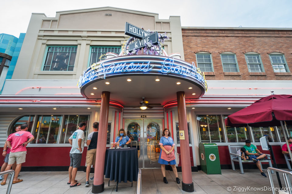 Best Character Breakfasts At Disney World In 2025 RANKED   Character Breakfast 4 960x640 