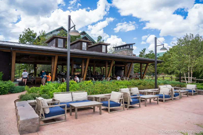 Exterior of Geyser Point Bar and Grill Disney's Wilderness Lodge Resort