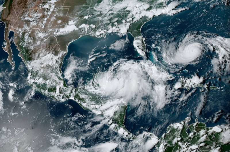 satellite image of Hurricane Idalia