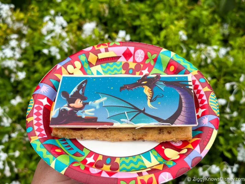 Peanut Butter and Jelly Cookie - Rosie’s All American Cafe Hollywood Studios
